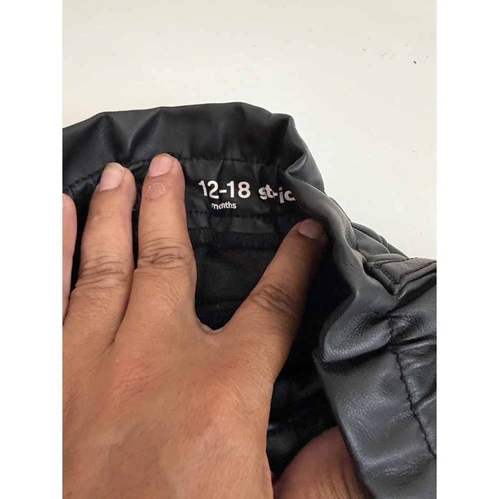 Baby Gap Black Faux Leather Pants 12-18 Months Elastic Waist Snap Inseam
